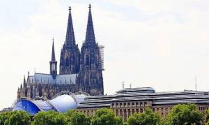 Wahrzeichen einer Stadt und eines Vereins. Der Dom in Köln