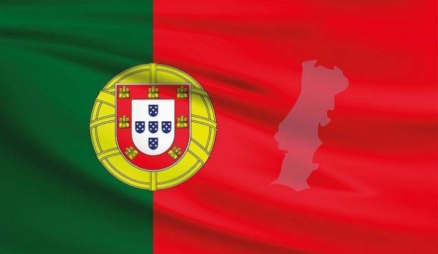 portugal-1179114_640